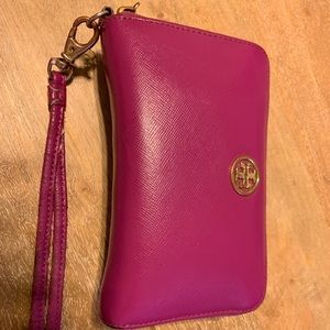 Tory Burch Robinson zip wallet